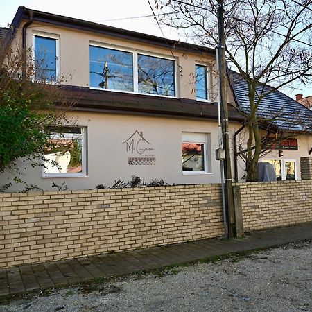 Mi Casa Rustica Apartment Mosonmagyarovar Bagian luar foto